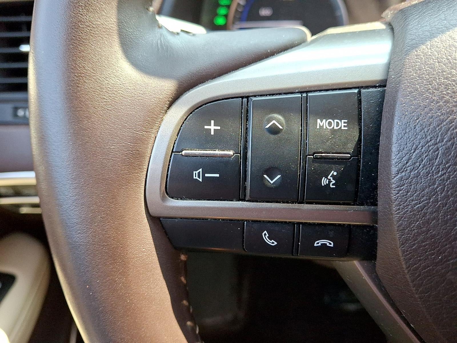 2016 Lexus RX 450h AWD 4dr