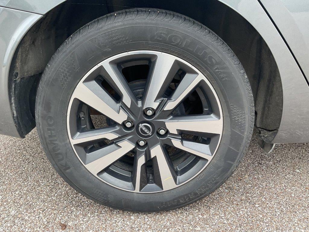 2024 Nissan Versa SV