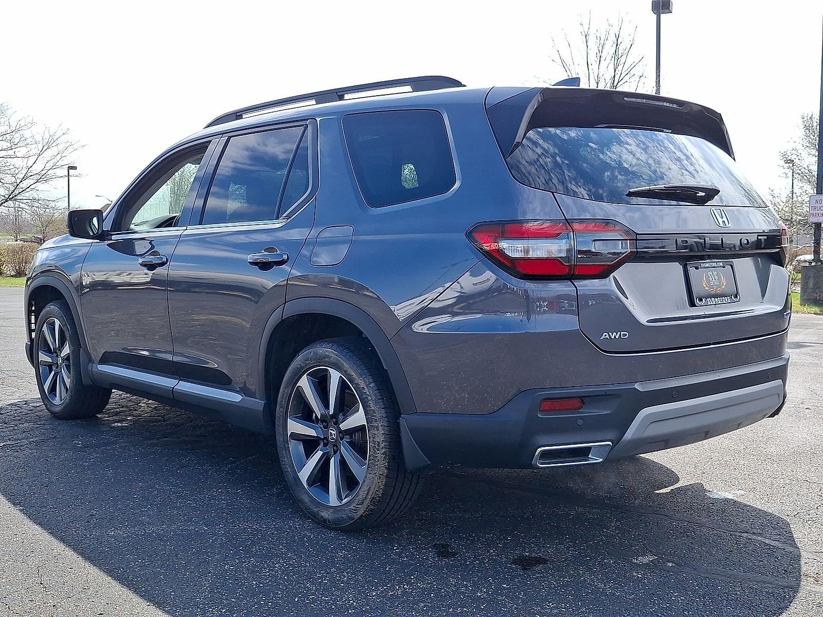 2025 Honda Pilot Touring