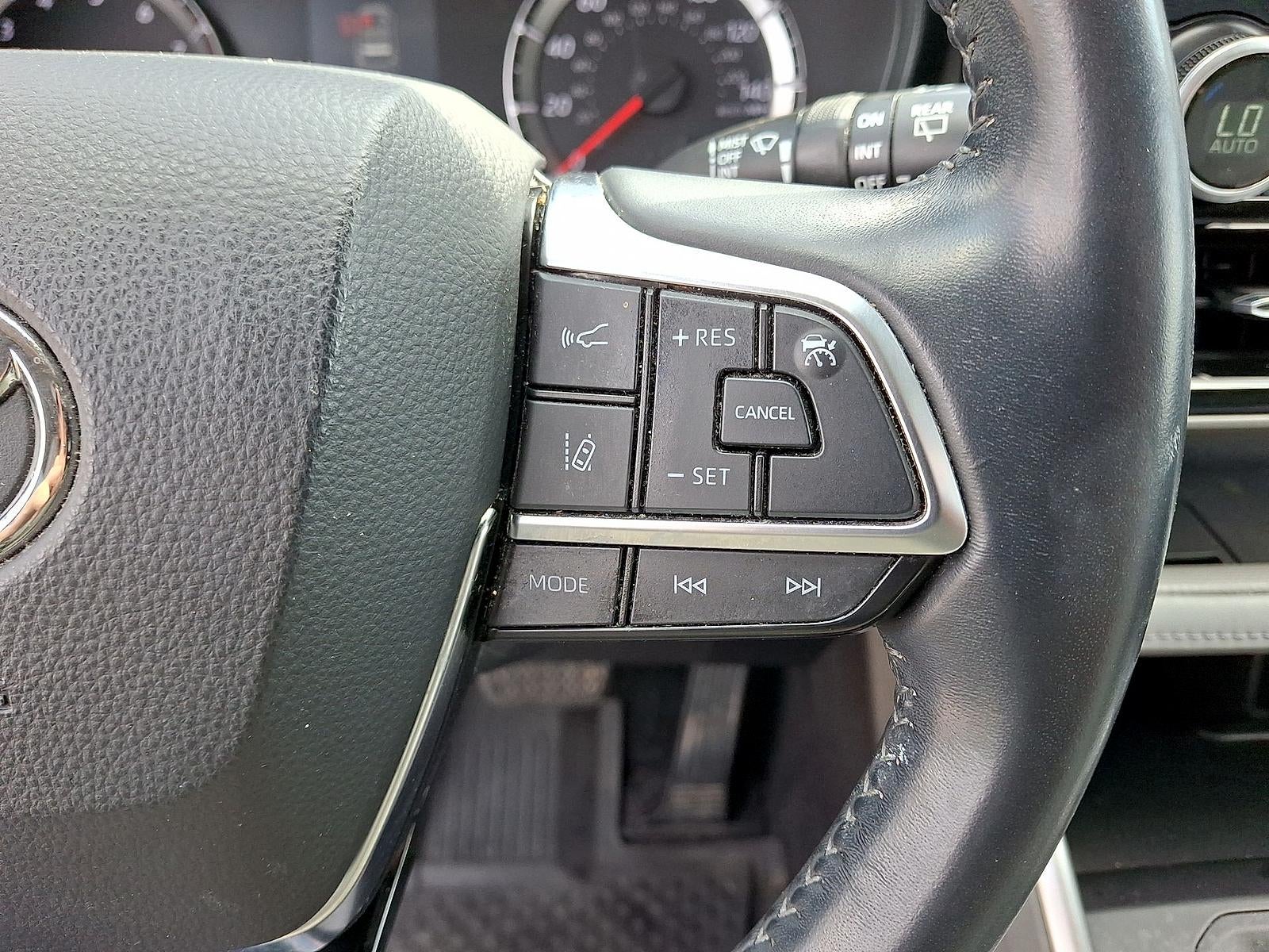 2021 Toyota Highlander LE