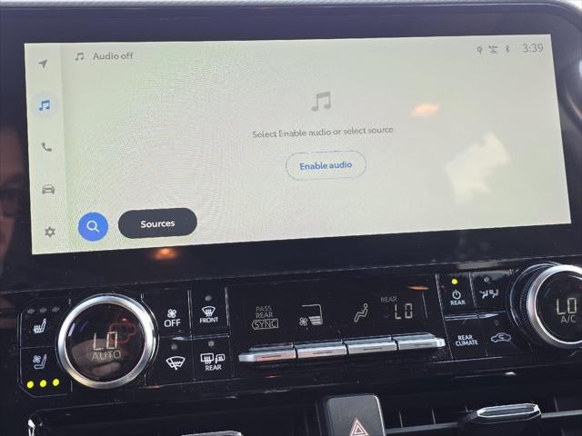 2025 Toyota Highlander Hybrid Platinum