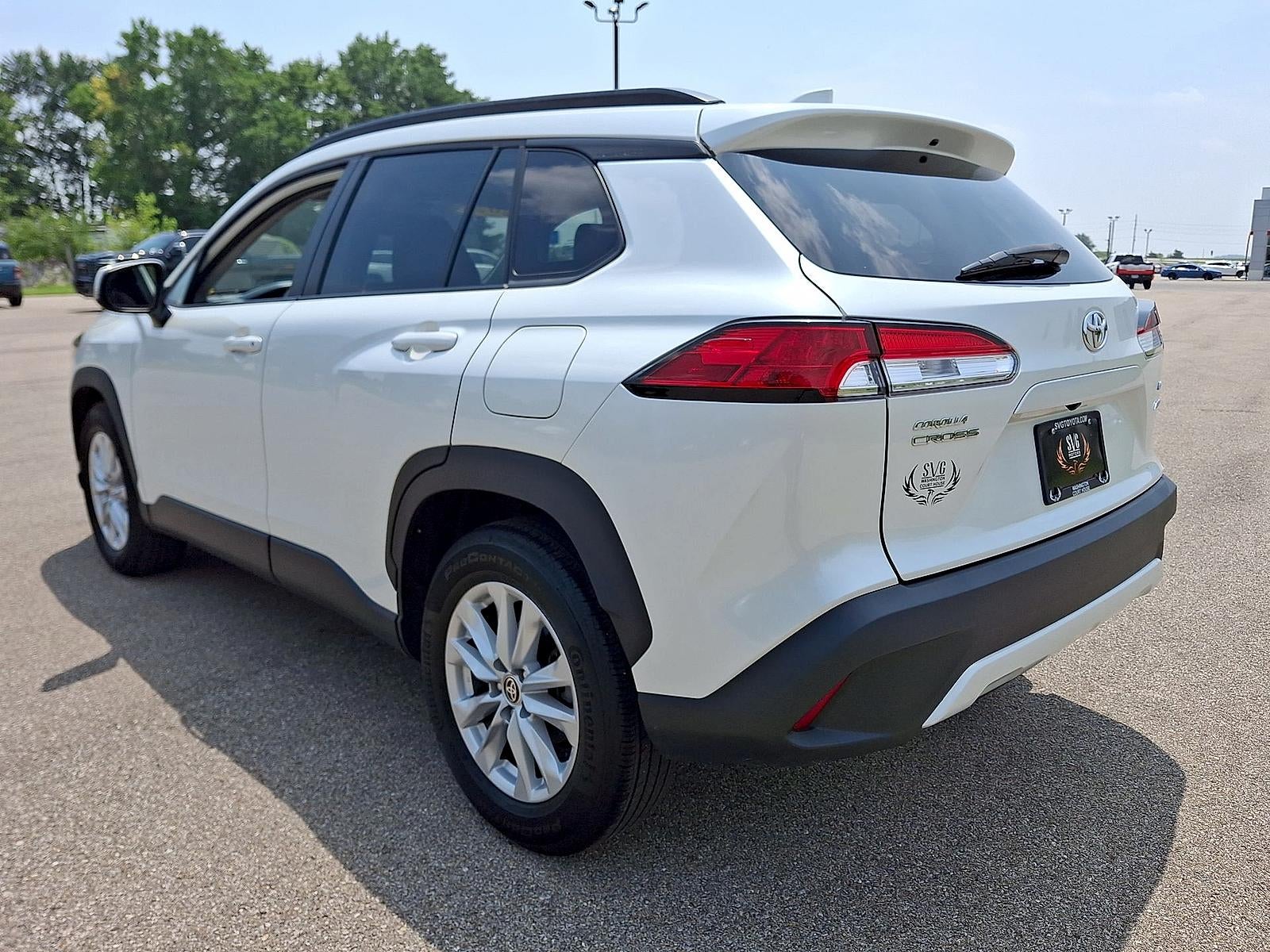 2024 Toyota Corolla Cross LE