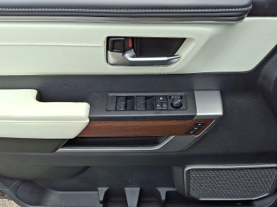 2024 Toyota Sequoia Capstone