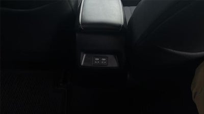 2025 Toyota Corolla Hatchback SE