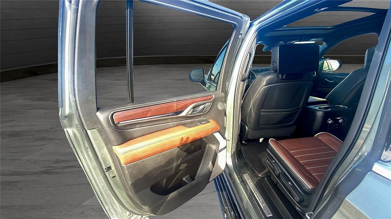 2023 GMC Yukon XL Denali Ultimate