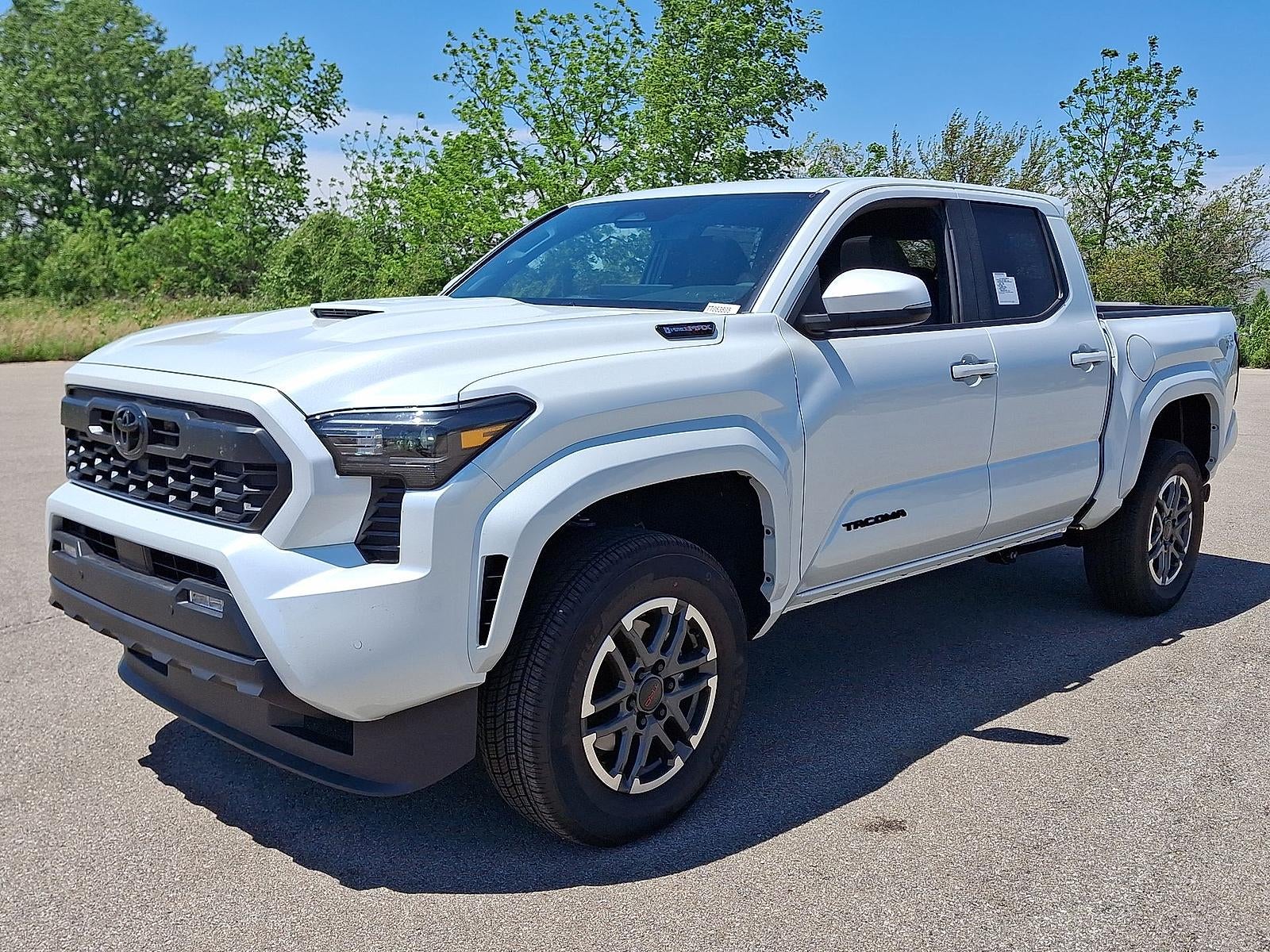 2026 Toyota Tacoma i-FORCE MAX Tacoma TRD Sport