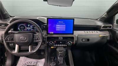 2026 Toyota Tacoma i-FORCE MAX Tacoma Trailhunter