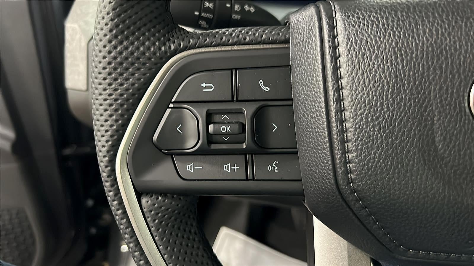 2026 Toyota Tacoma i-FORCE MAX Tacoma Trailhunter