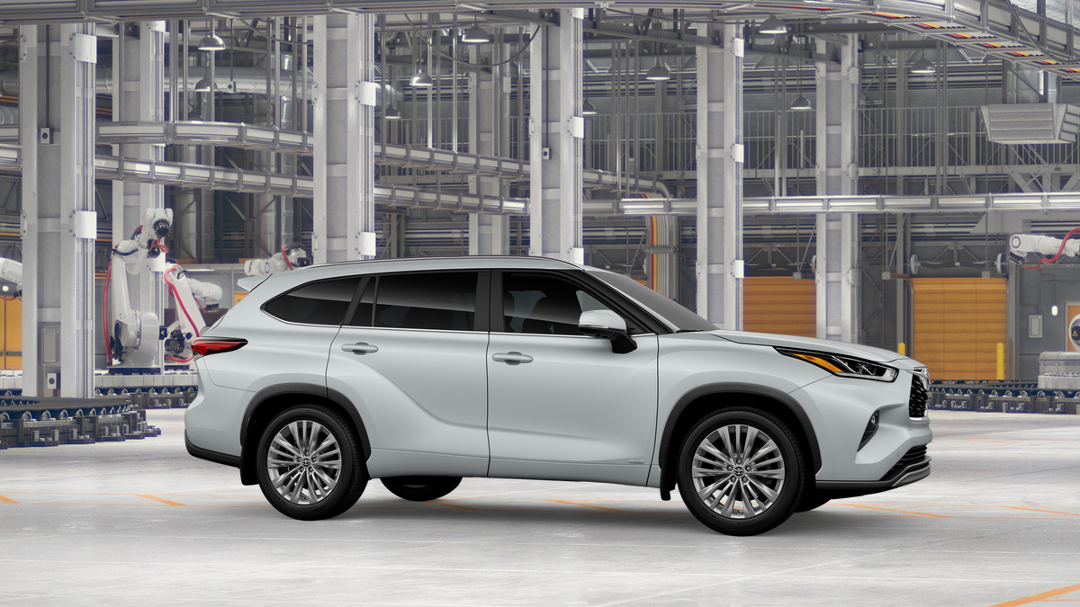 2026 Toyota Highlander Hybrid Platinum