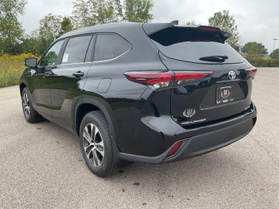 2026 Toyota Highlander XLE