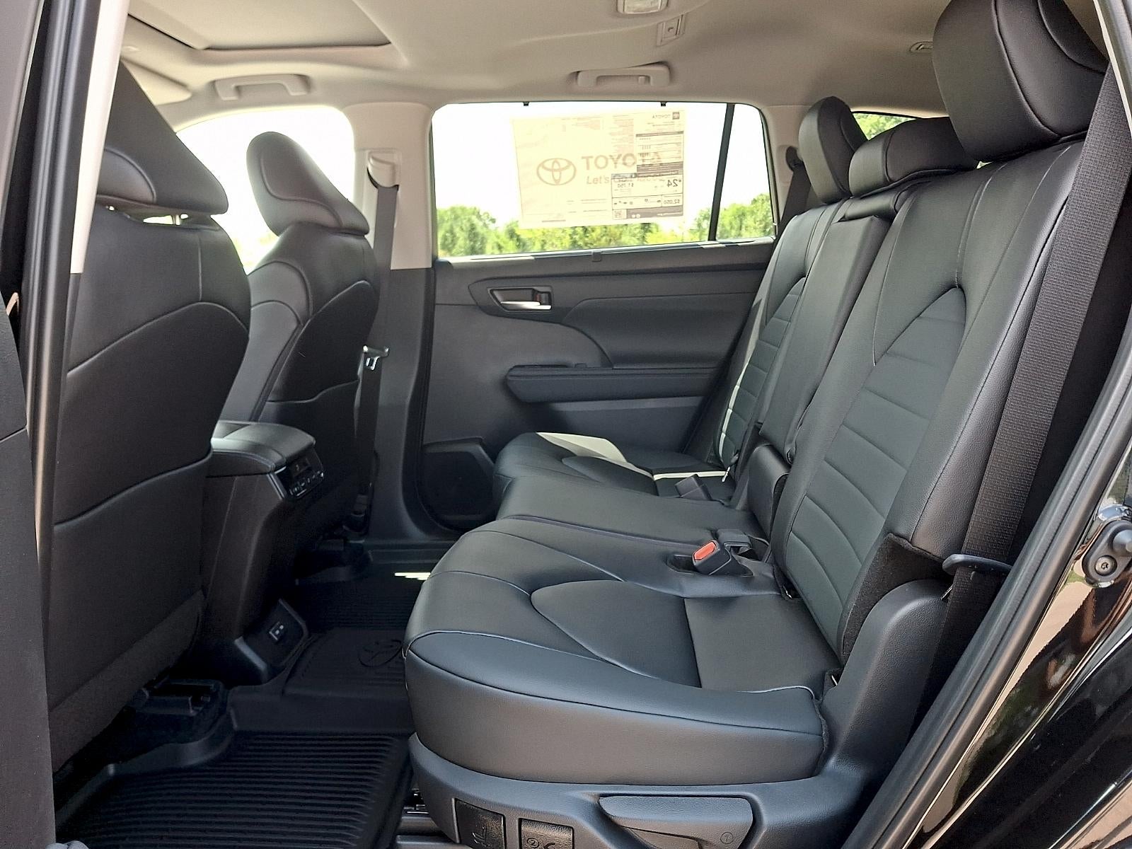 2026 Toyota Highlander XLE
