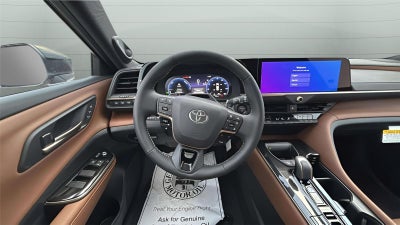 2025 Toyota Toyota Crown Signia Limited