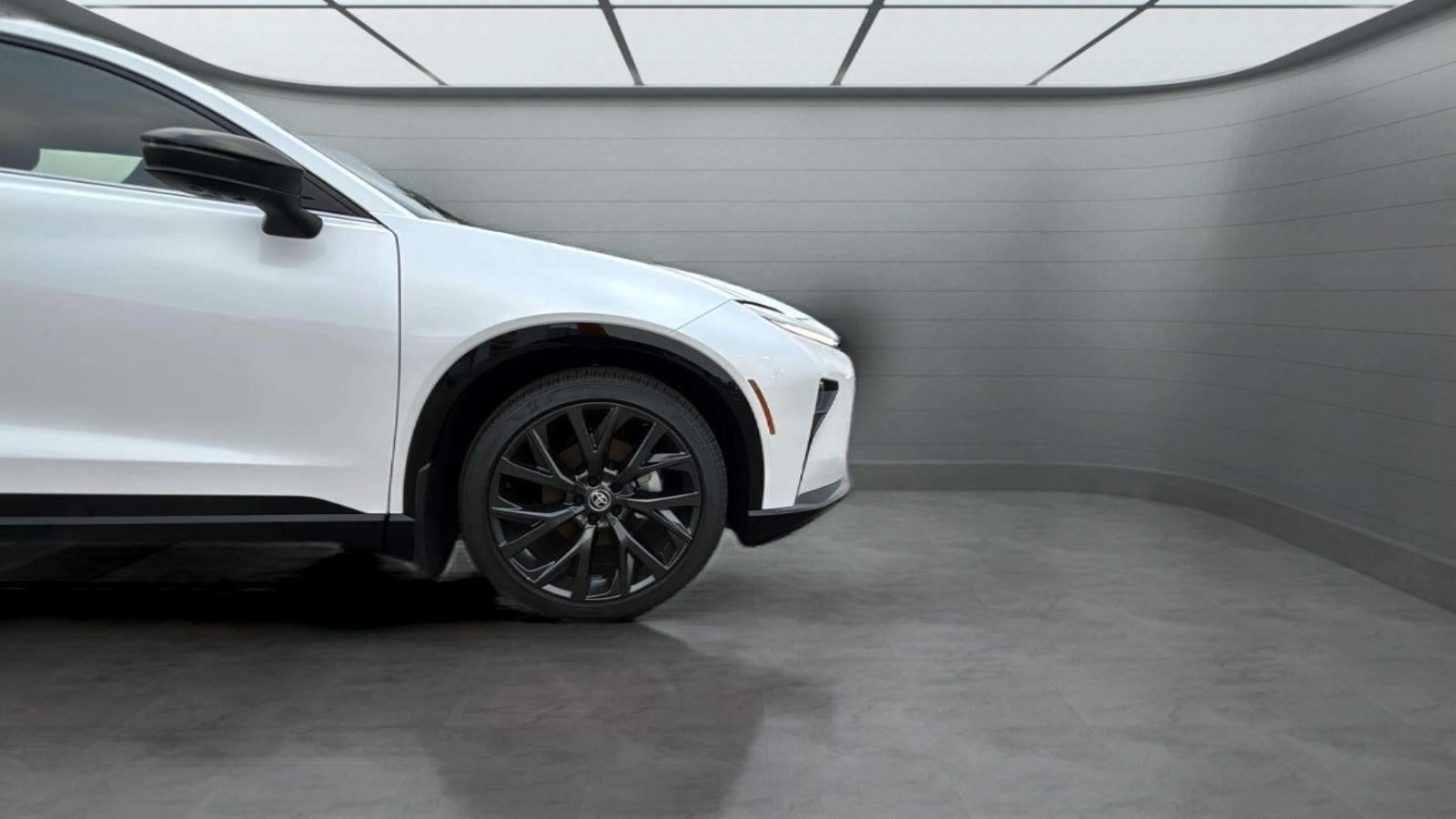 2025 Toyota Toyota Crown Signia Limited