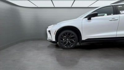 2025 Toyota Toyota Crown Signia Limited