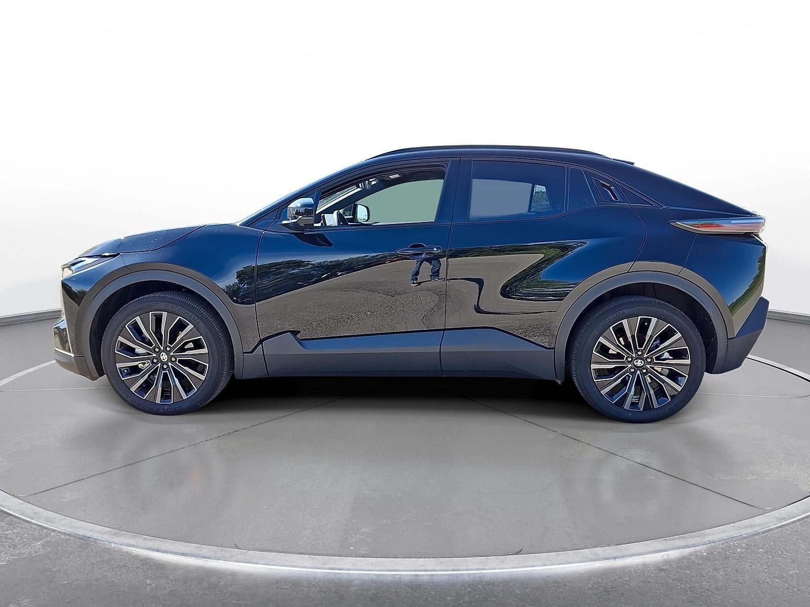 2026 Toyota C-HR XSE