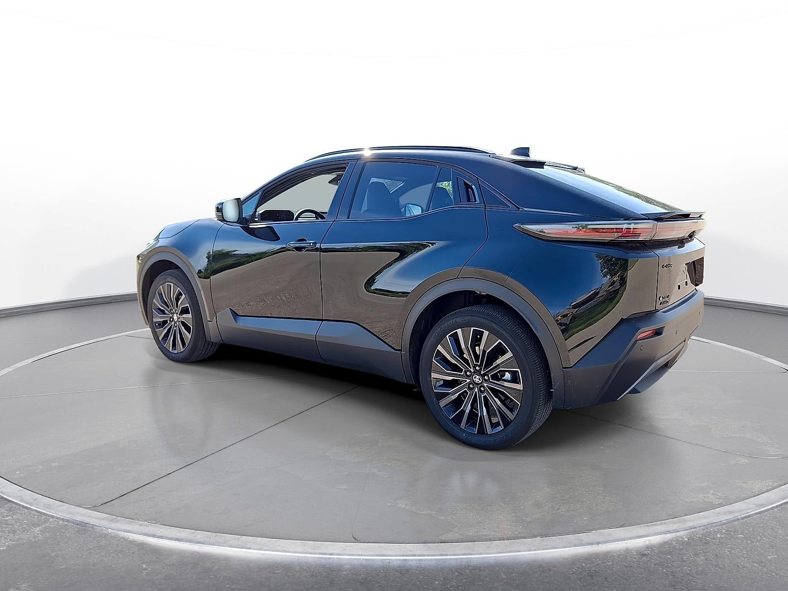 2026 Toyota C-HR XSE