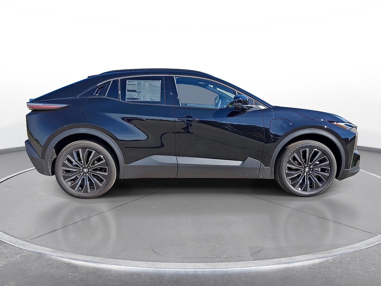 2026 Toyota C-HR XSE
