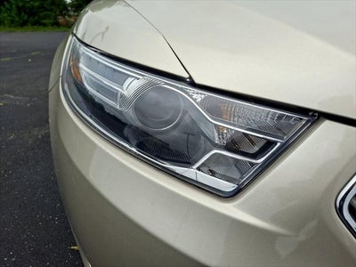 2017 Ford Taurus SE