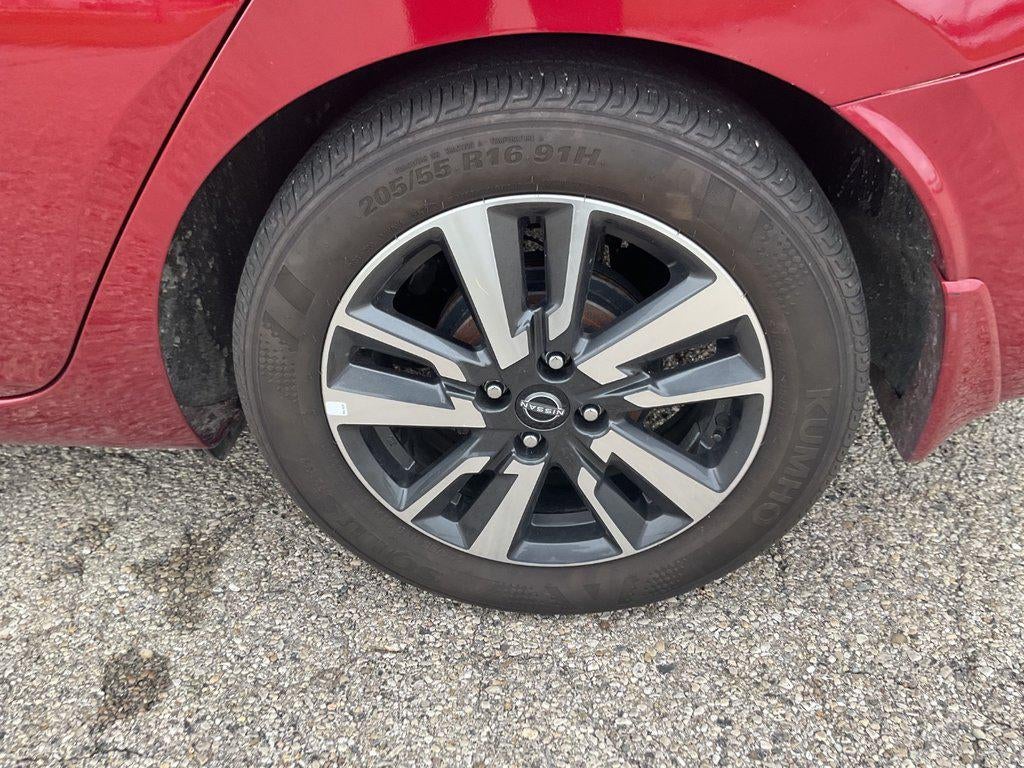 2024 Nissan Versa SV