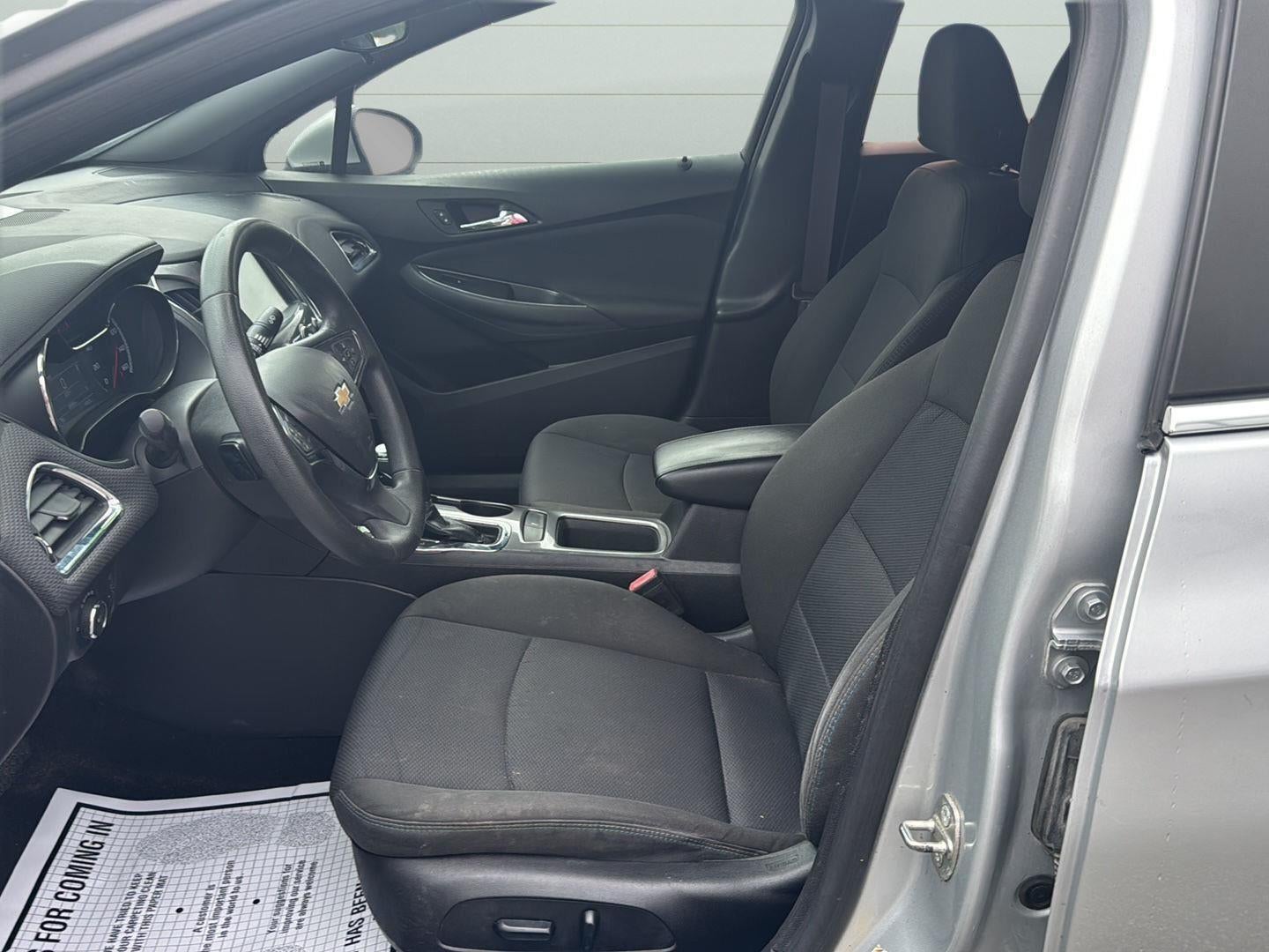 2017 Chevrolet Cruze LT